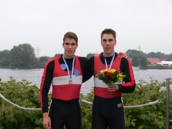 Siegerehrung 2x M.jpg