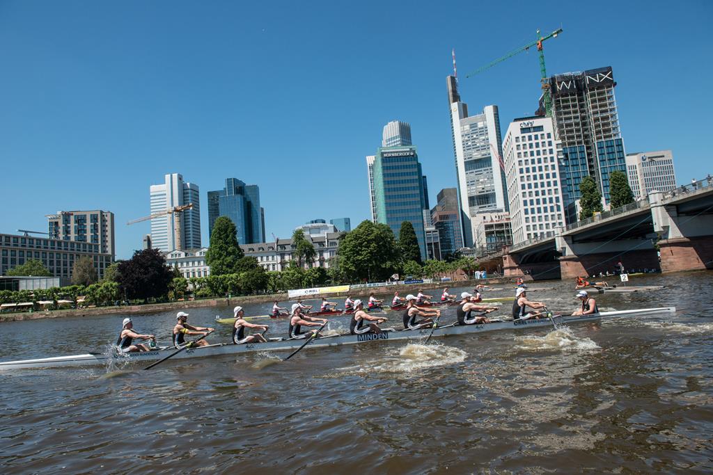1. Renntag Frankfurt